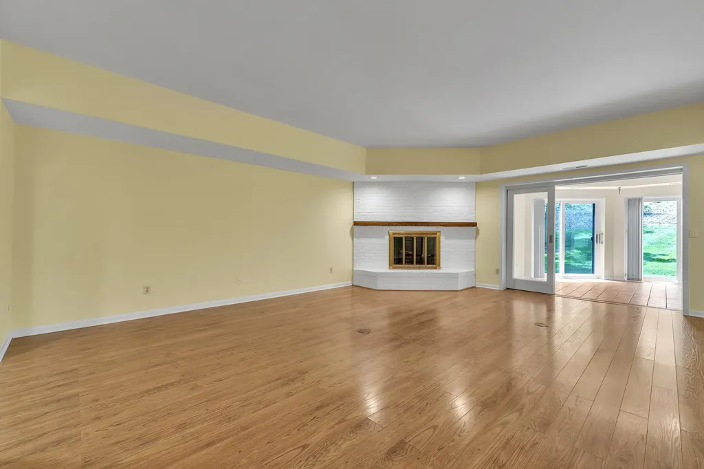 2115 Nature Cove Court Ann Arbor City MI 48104