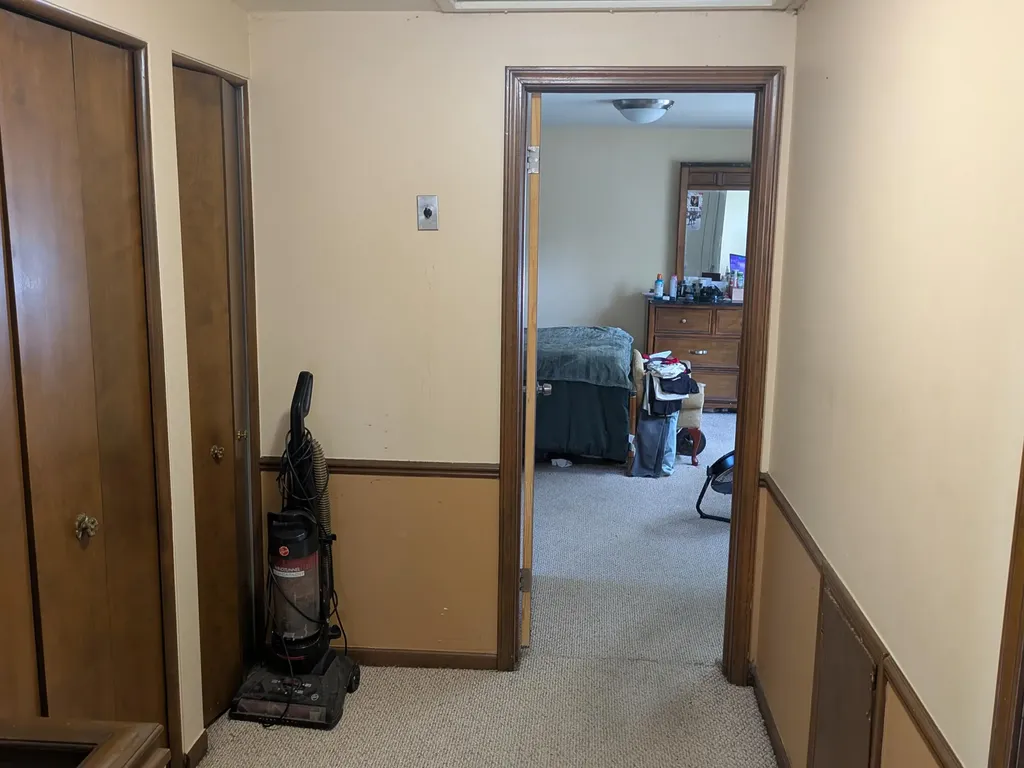 22909 Newport Street Southfield City MI 48075