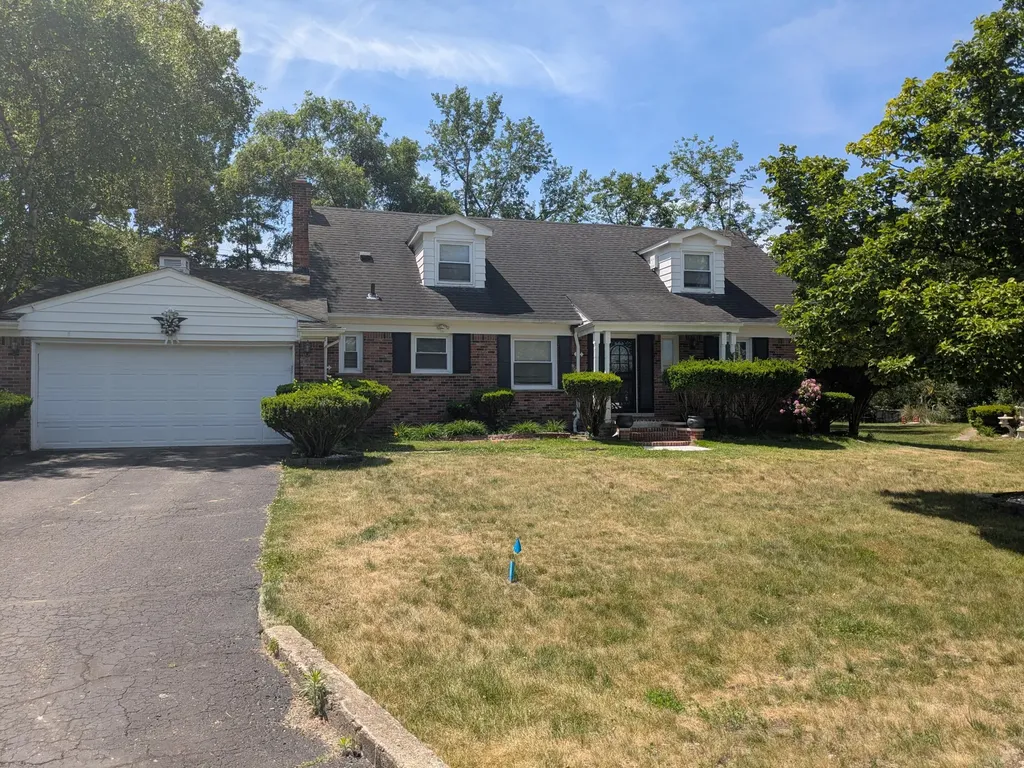 22909 Newport Street Southfield City MI 48075