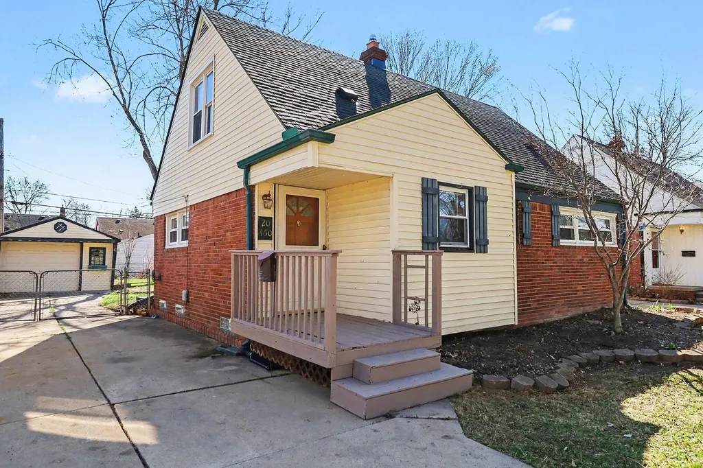 20450 Lancaster Street Harper Woods City MI 48225