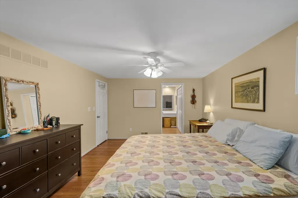 1351 King George Boulevard Ann Arbor City MI 48108