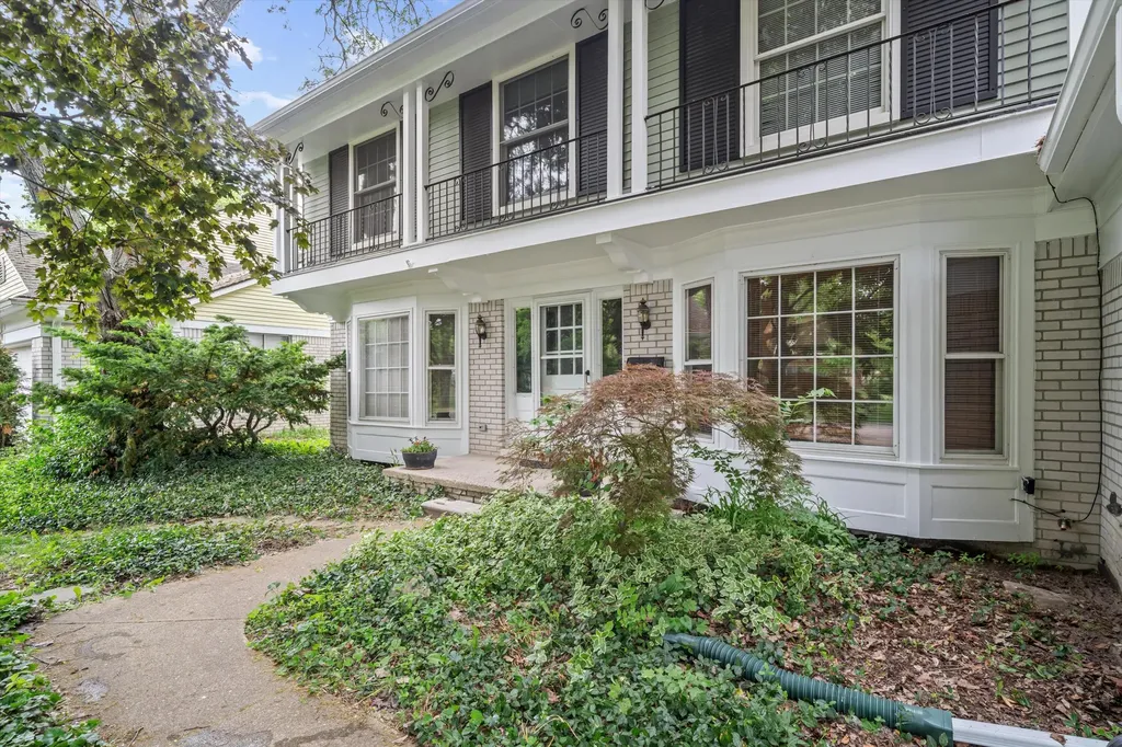 1351 King George Boulevard Ann Arbor City MI 48108