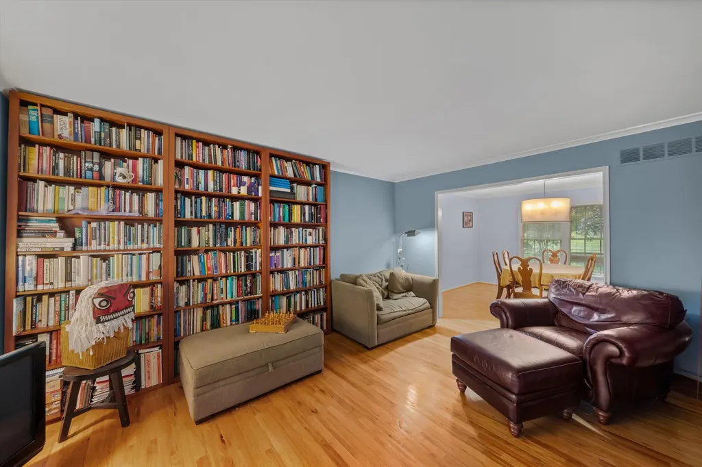 1351 King George Boulevard Ann Arbor City MI 48108