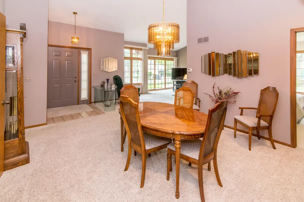 37648 N Laurel Park Drive Livonia City MI 48152