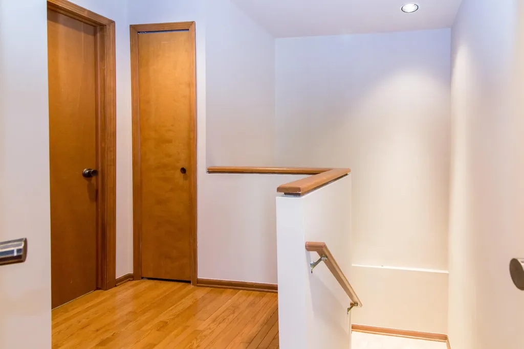 37648 N Laurel Park Drive Livonia City MI 48152