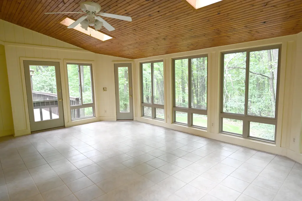 11343 Cloverlawn Drive Brighton Township MI 48114