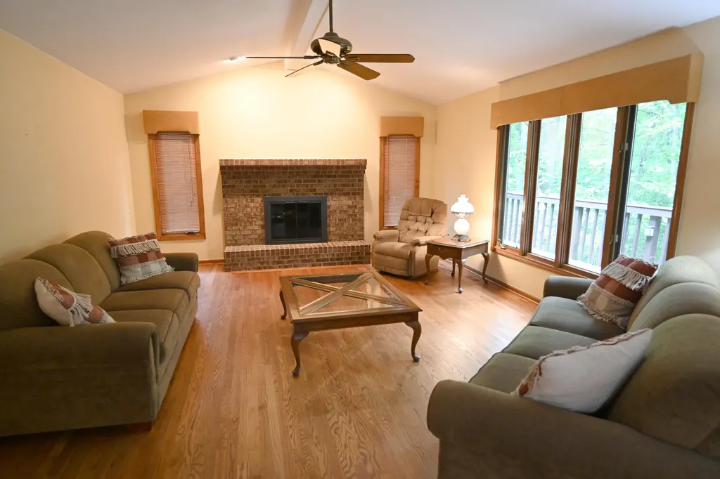11343 Cloverlawn Drive Brighton Township MI 48114