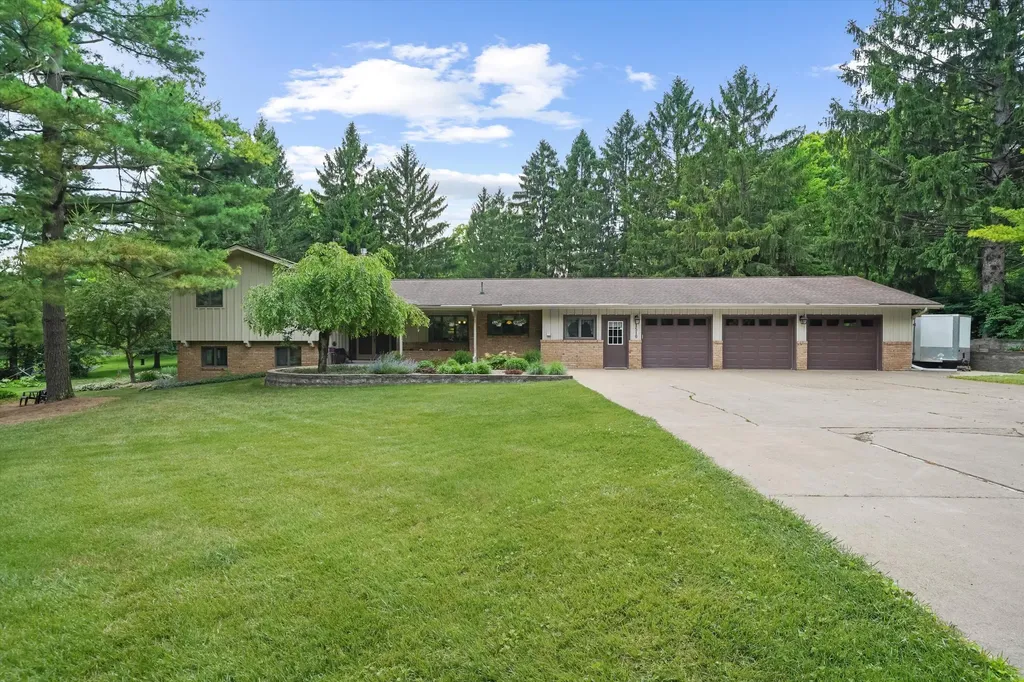 1510 York Terrace York Charter Township MI 48176