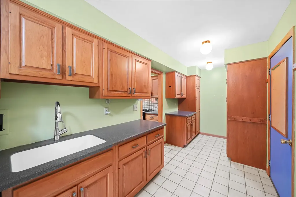 1510 York Terrace York Charter Township MI 48176