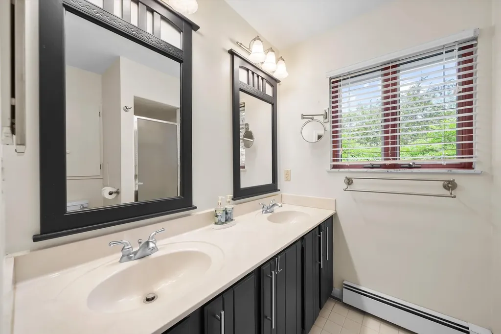 1510 York Terrace York Charter Township MI 48176