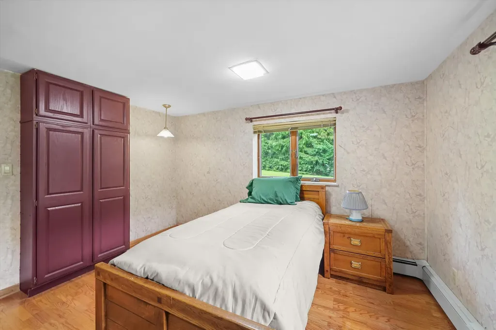 1510 York Terrace York Charter Township MI 48176
