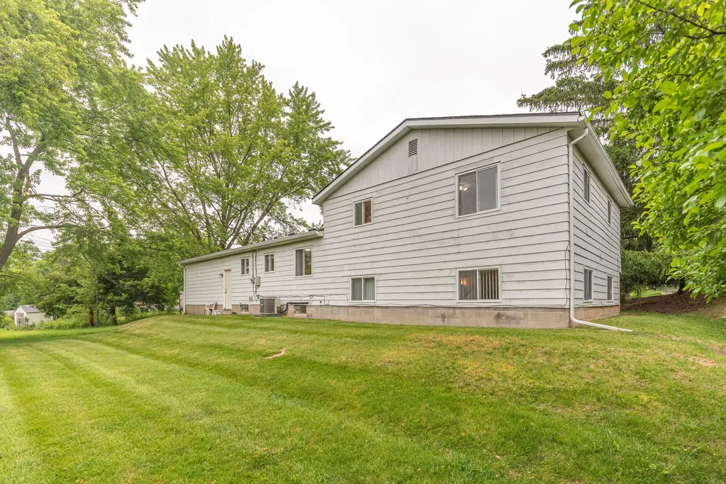 940 Lennox Street Ann Arbor City MI 48103