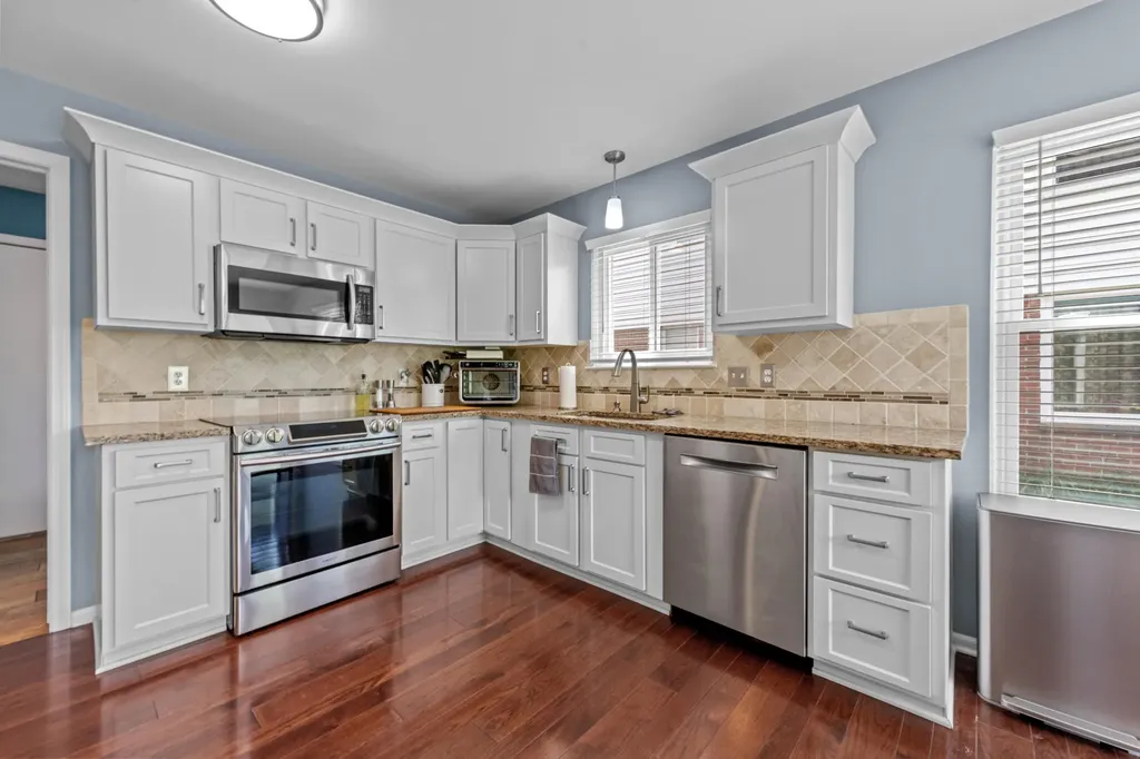 39020 Florence Avenue Westland City MI 48185