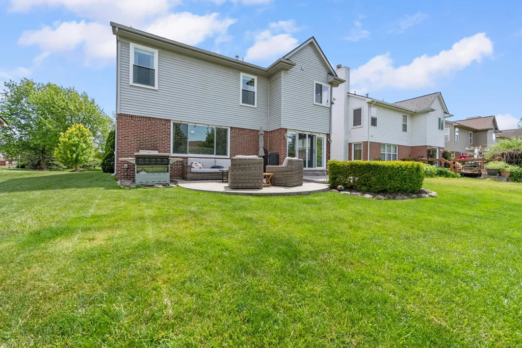 39020 Florence Avenue Westland City MI 48185