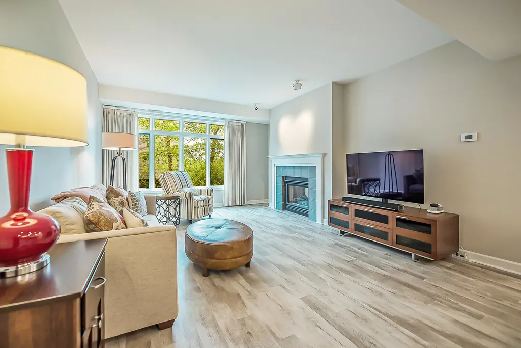 827 Asa Gray Drive Ann Arbor City MI 48105