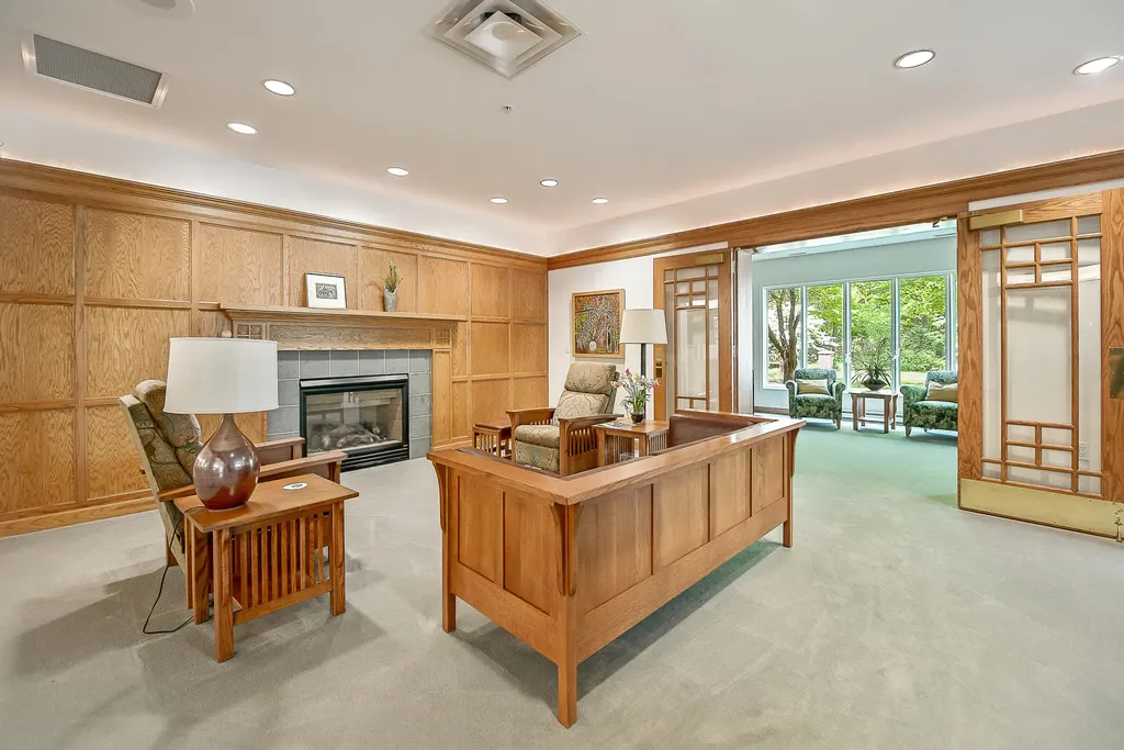 827 Asa Gray Drive Ann Arbor City MI 48105