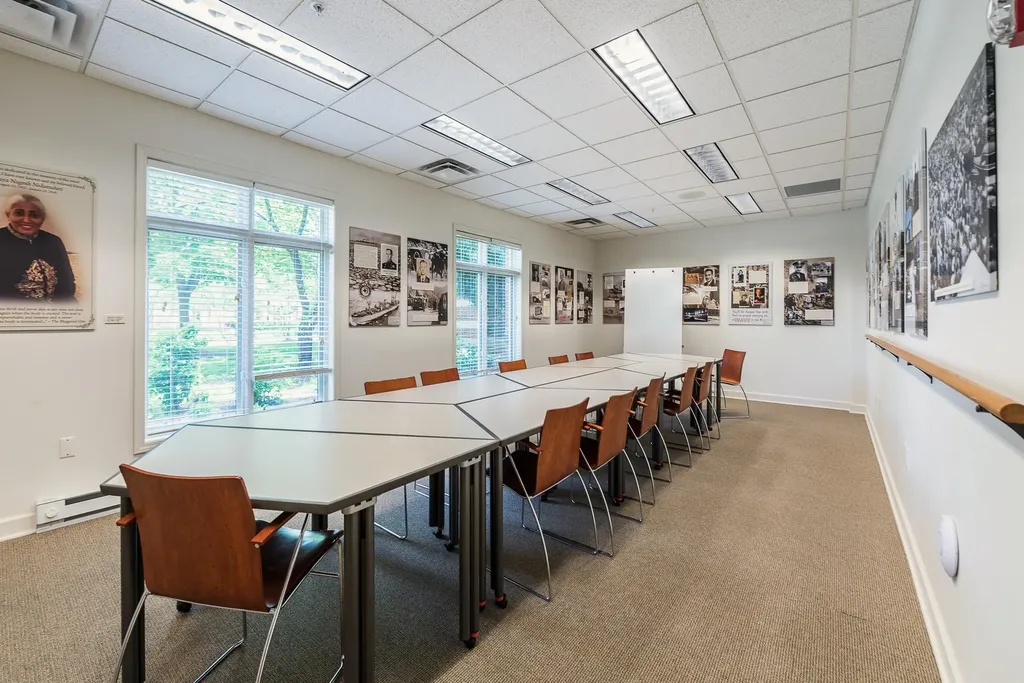 827 Asa Gray Drive Ann Arbor City MI 48105