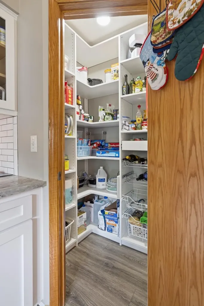 10862 Silver Lake Road Green Oak Township MI 48178