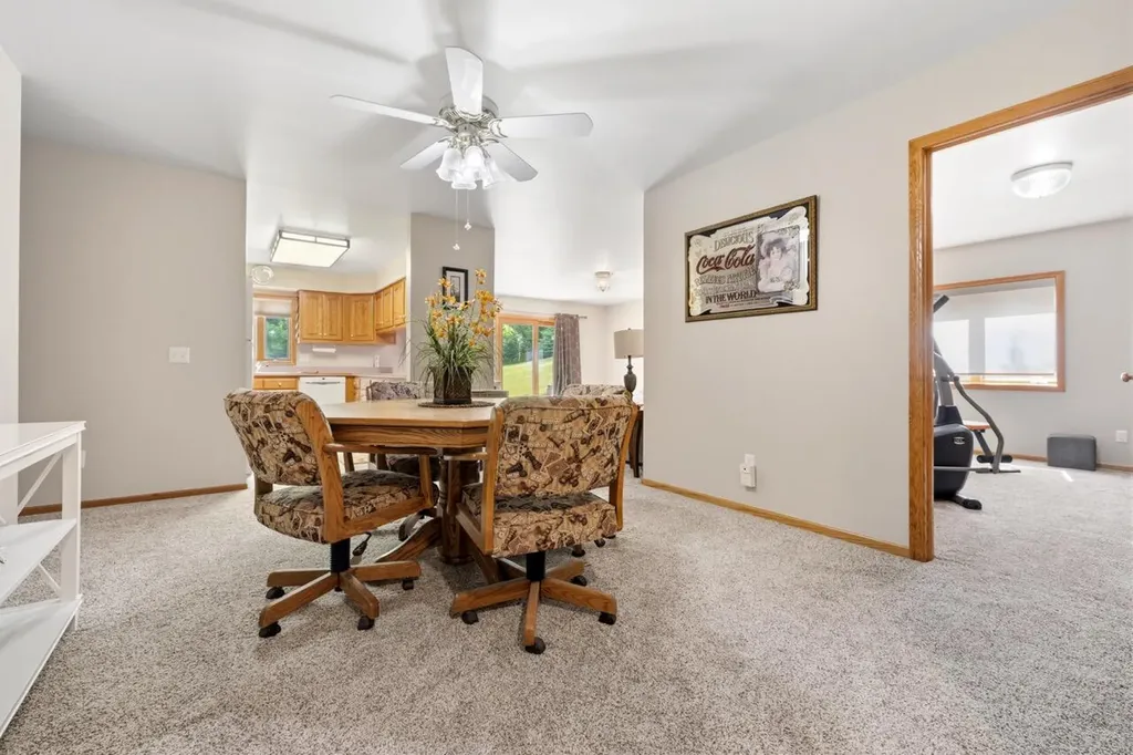 10862 Silver Lake Road Green Oak Township MI 48178