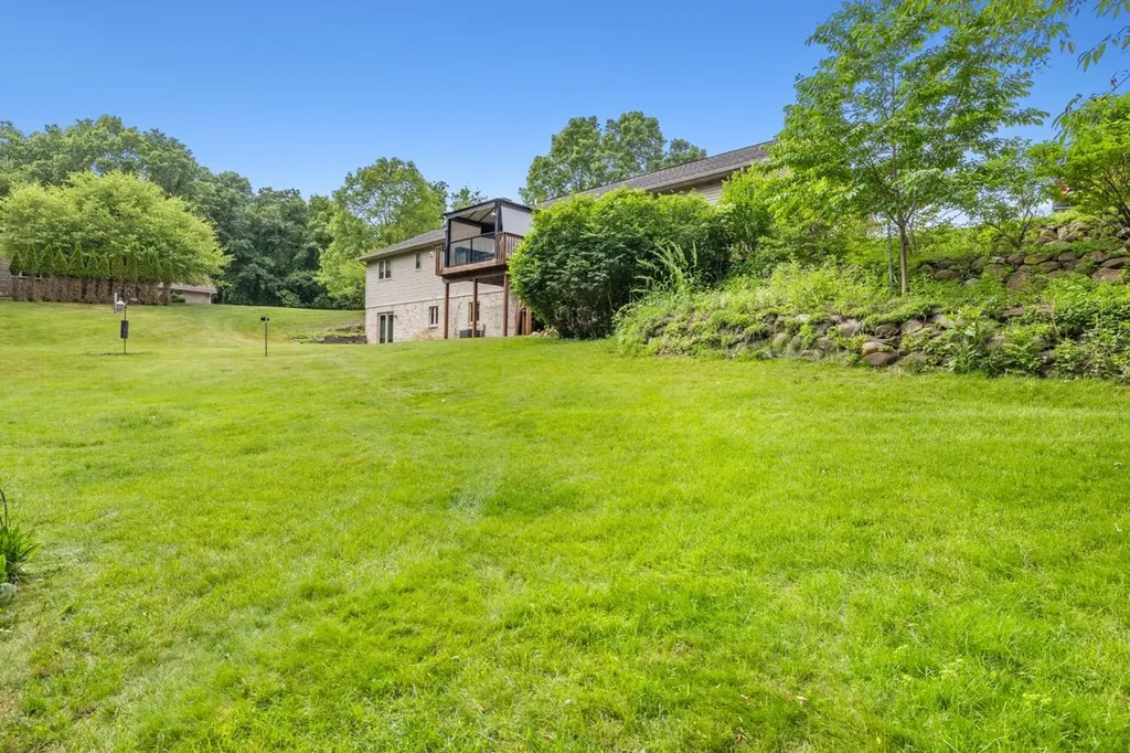 10862 Silver Lake Road Green Oak Township MI 48178