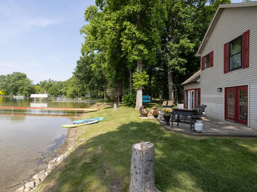 4461 Cordley Lake Road Hamburg Township MI 48169