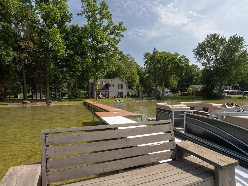 4461 Cordley Lake Road Hamburg Township MI 48169