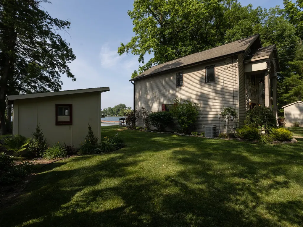 4461 Cordley Lake Road Hamburg Township MI 48169