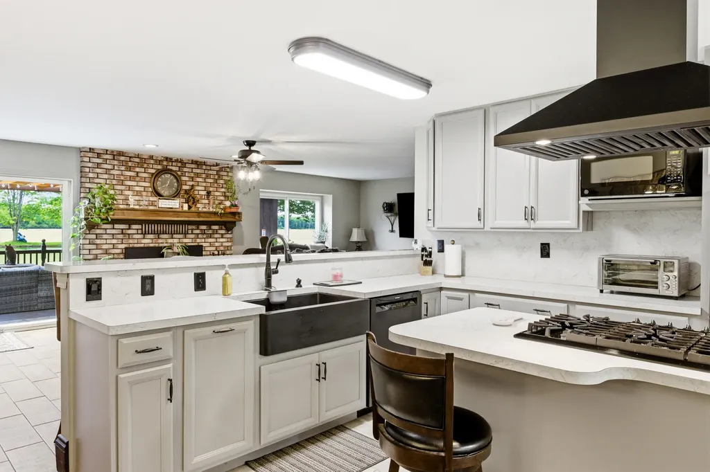8149 Rattle Run Road Columbus Township MI 48063