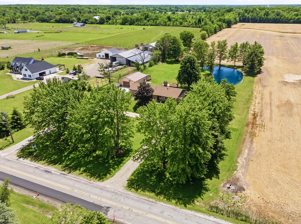 8149 Rattle Run Road Columbus Township MI 48063