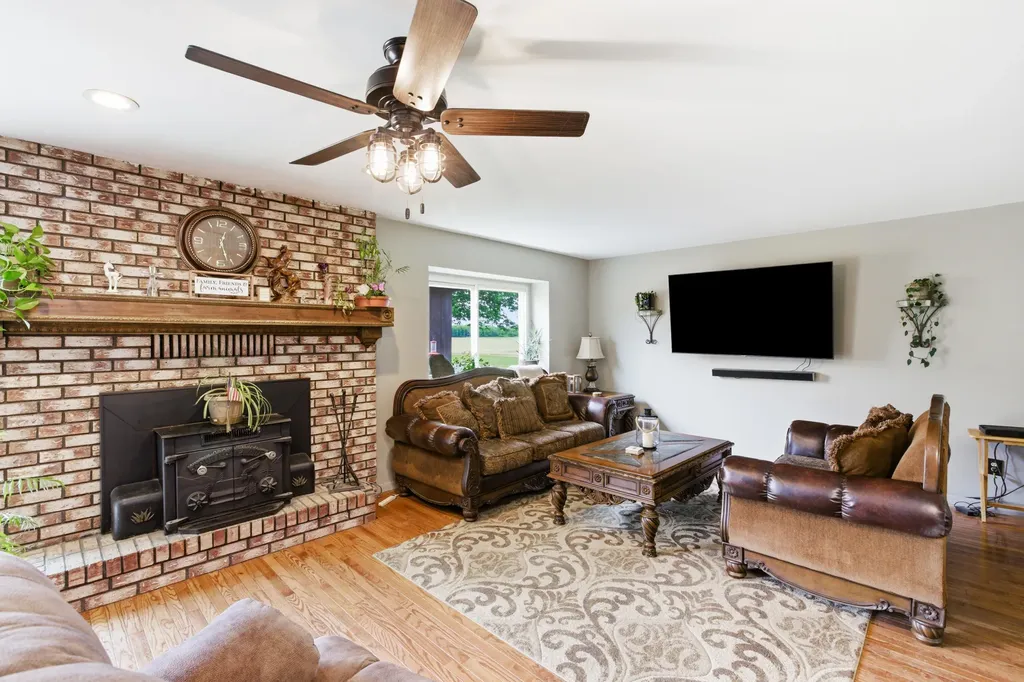 8149 Rattle Run Road Columbus Township MI 48063