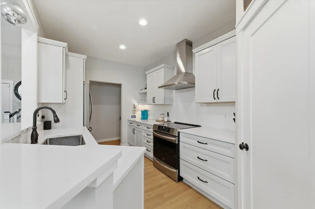 108 E Henry Street Saline City MI 48176