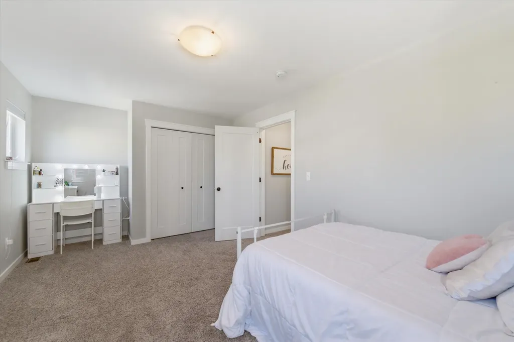 108 E Henry Street Saline City MI 48176