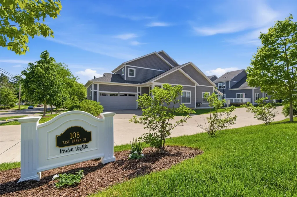 108 E Henry Street Saline City MI 48176