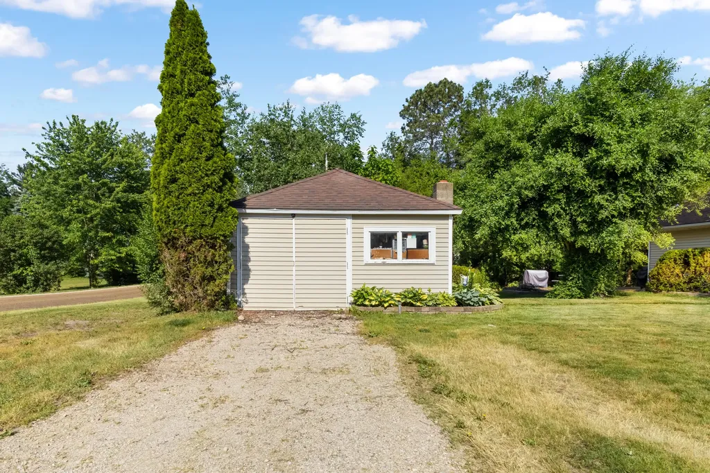 18568 Williamsville Road Unadilla Township MI 48137