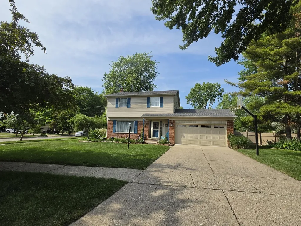 24933 Saint Christopher Street Harrison Charter Township MI 48045