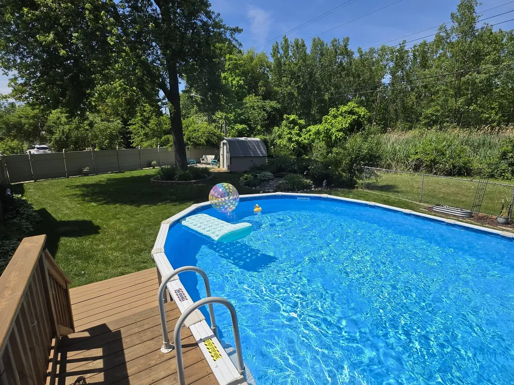 24933 Saint Christopher Street Harrison Charter Township MI 48045
