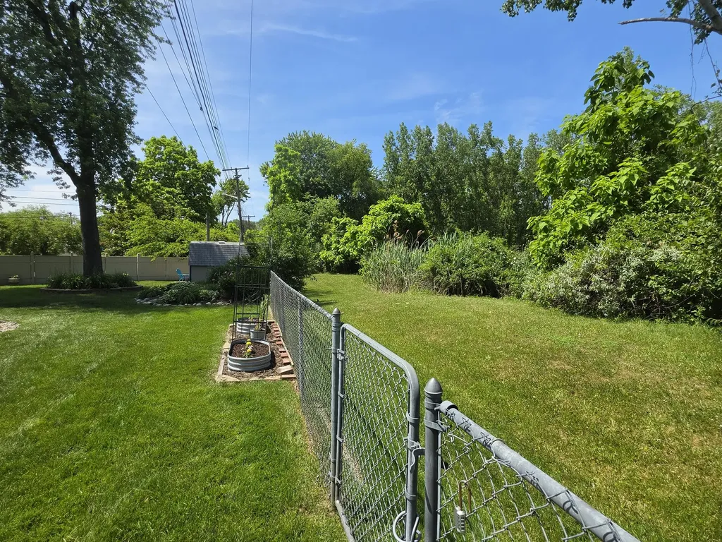 24933 Saint Christopher Street Harrison Charter Township MI 48045