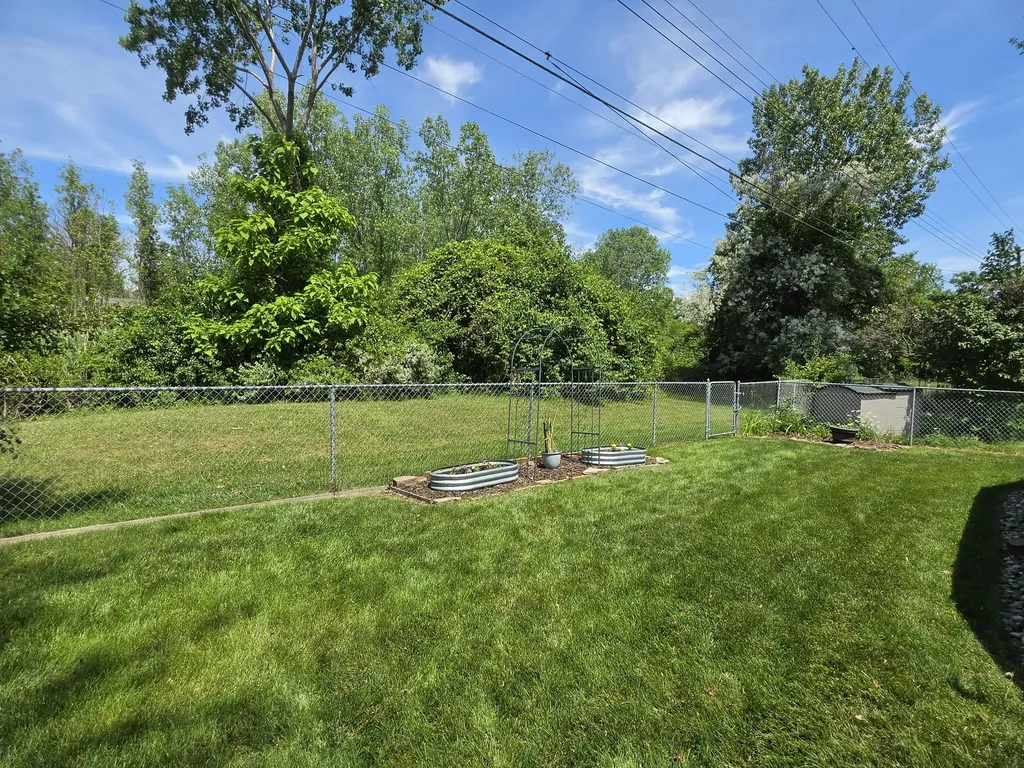 24933 Saint Christopher Street Harrison Charter Township MI 48045