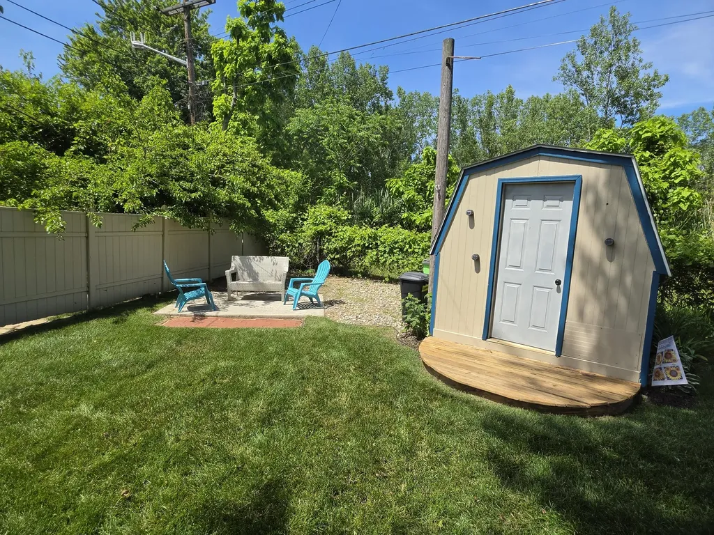 24933 Saint Christopher Street Harrison Charter Township MI 48045