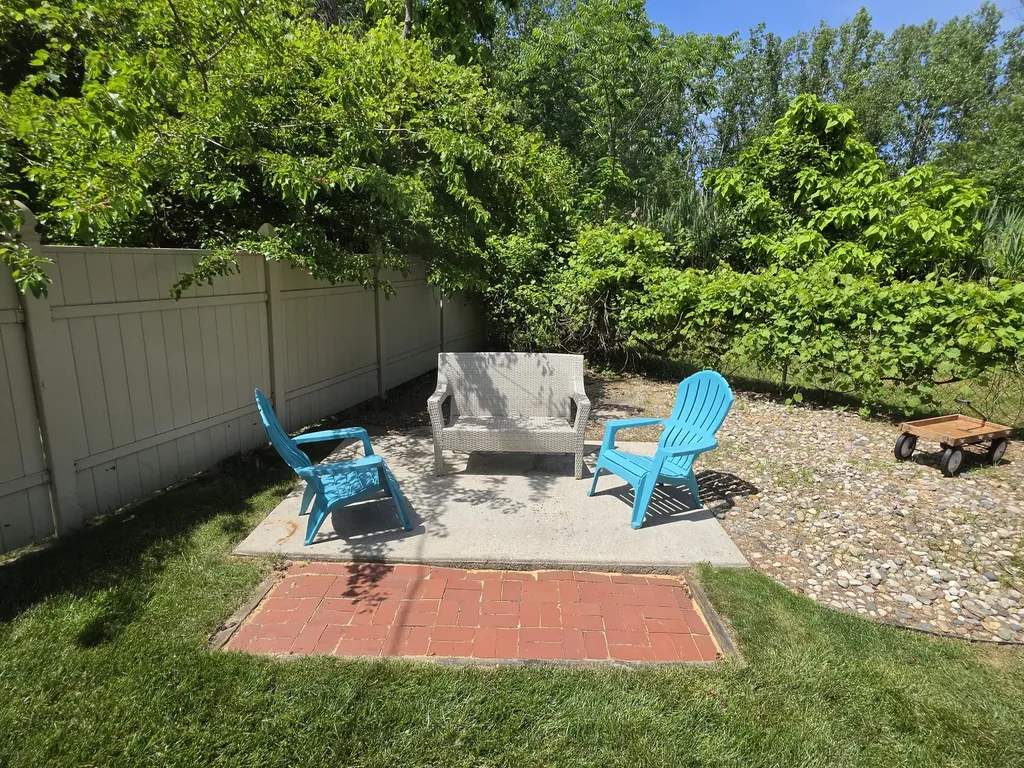 24933 Saint Christopher Street Harrison Charter Township MI 48045