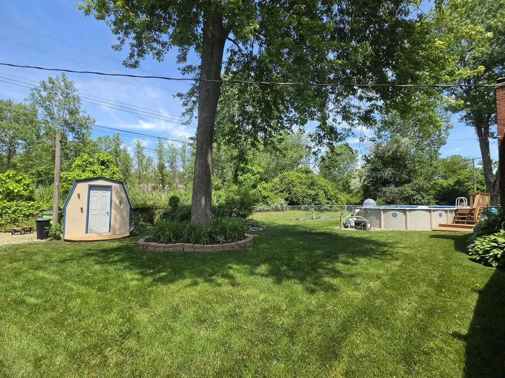 24933 Saint Christopher Street Harrison Charter Township MI 48045
