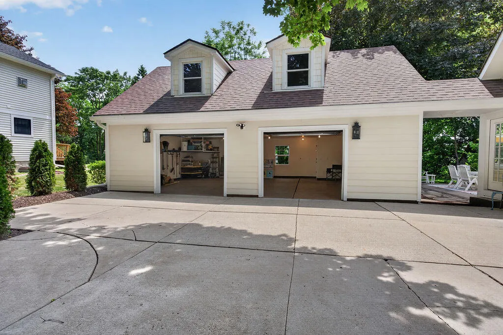 464 Butler Street Northville City MI 48167