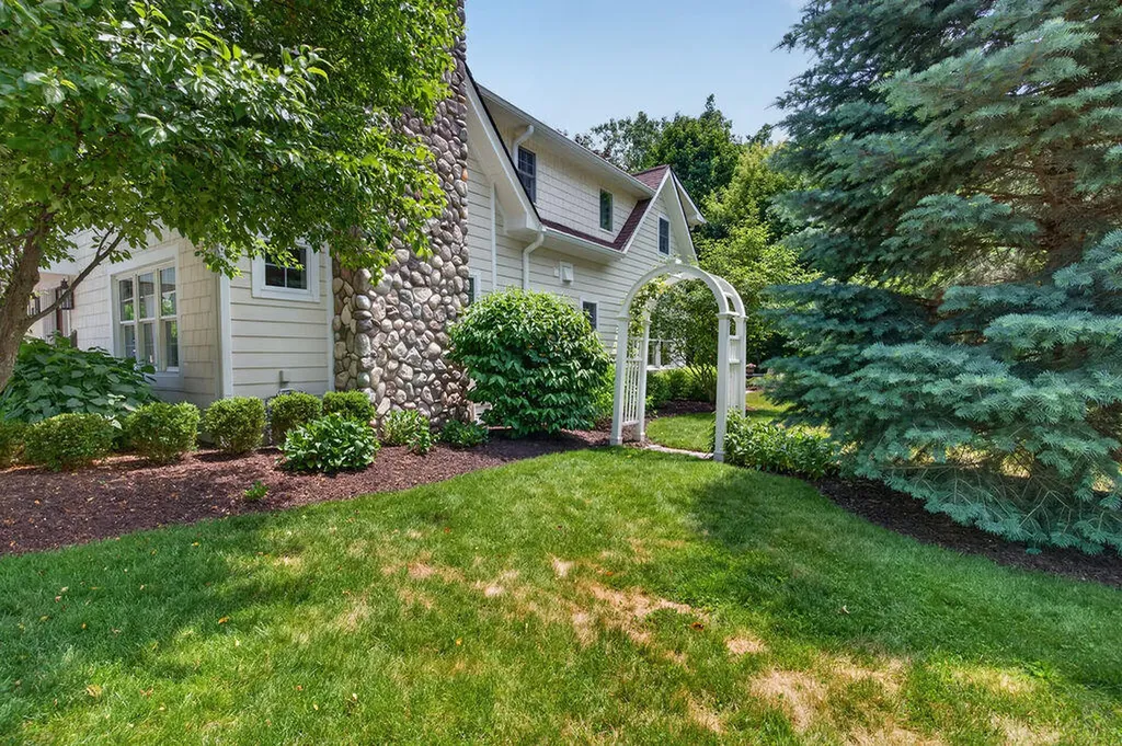 464 Butler Street Northville City MI 48167