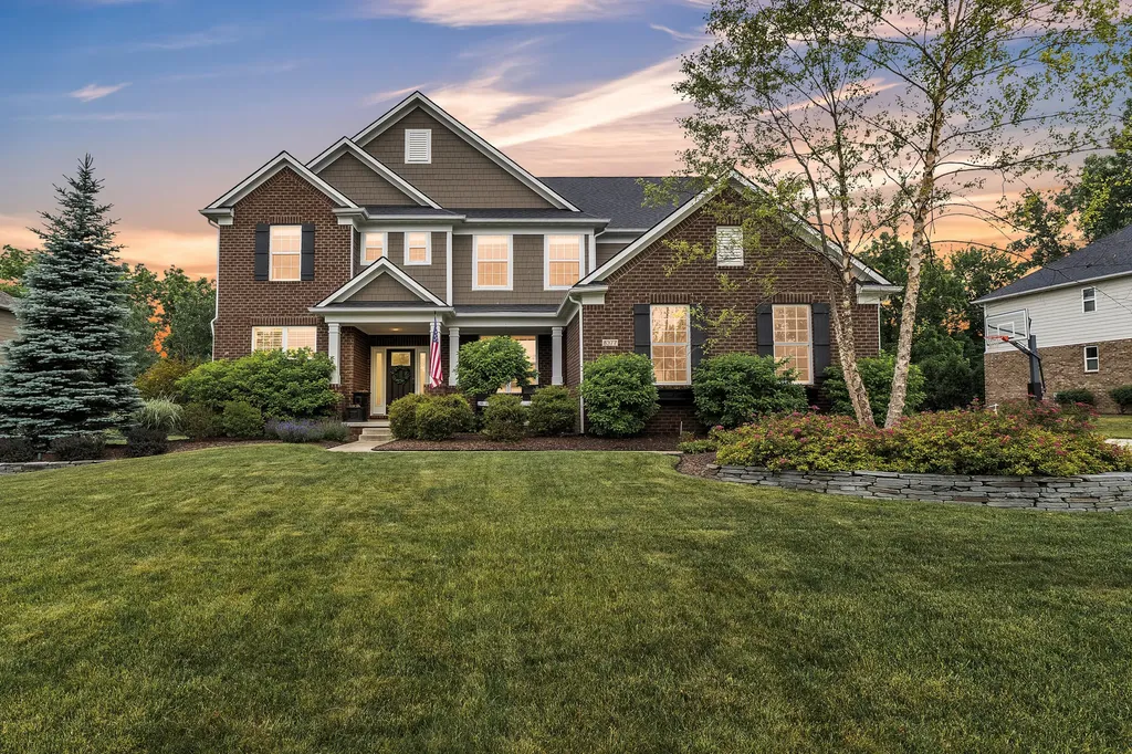8377 Lindsey Lane Canton Charter Township MI 48187