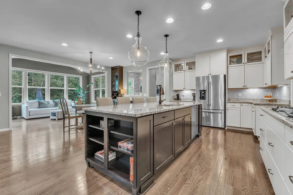 8377 Lindsey Lane Canton Charter Township MI 48187