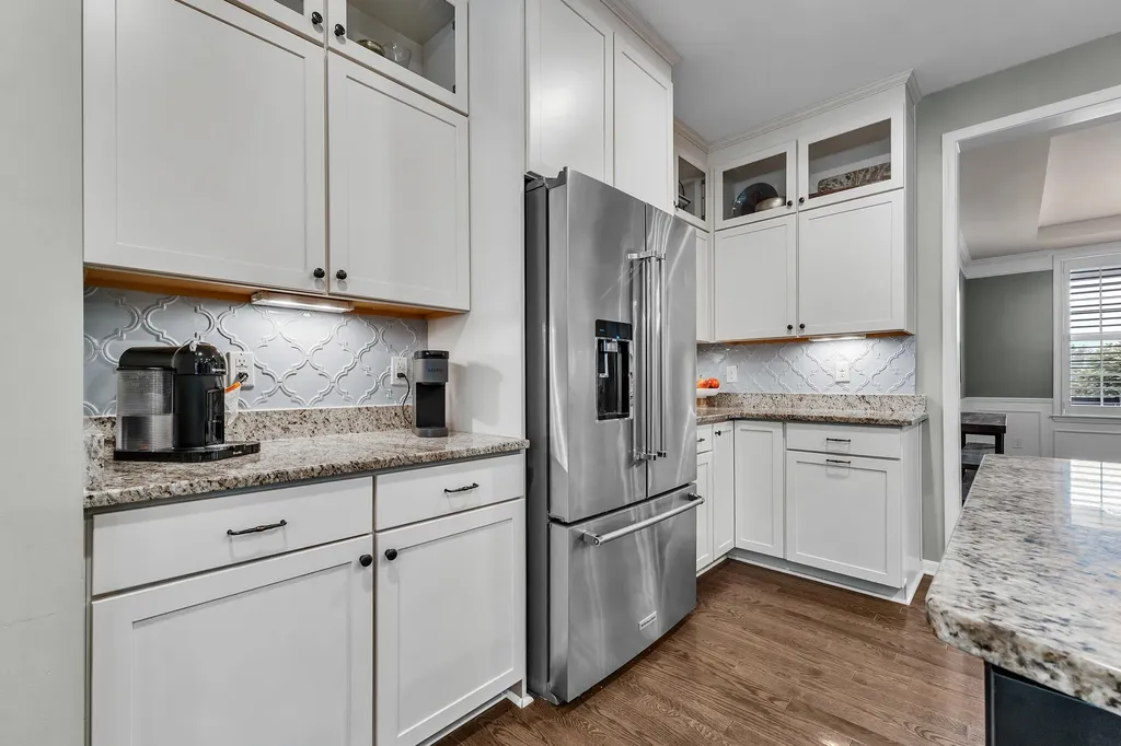 8377 Lindsey Lane Canton Charter Township MI 48187