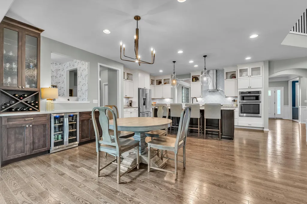8377 Lindsey Lane Canton Charter Township MI 48187