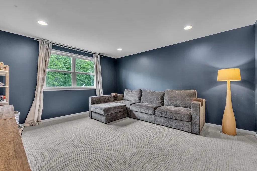 8377 Lindsey Lane Canton Charter Township MI 48187