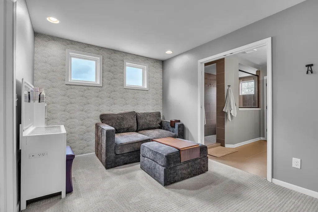 8377 Lindsey Lane Canton Charter Township MI 48187