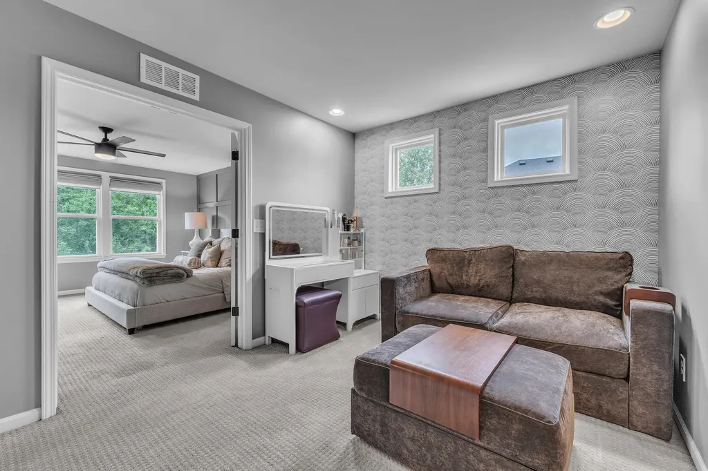 8377 Lindsey Lane Canton Charter Township MI 48187